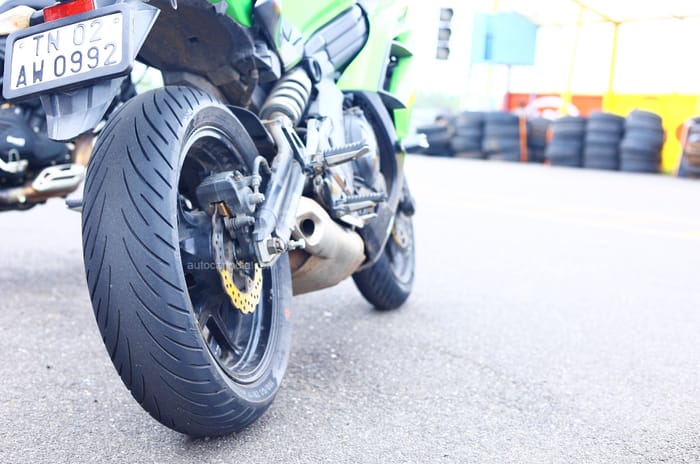 Experiencing TVS Eurogrip Roadhound big bike tyres on track